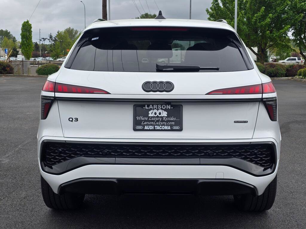 New 2026 Audi Q3 quattro 2.0T AWD/4WD image 4