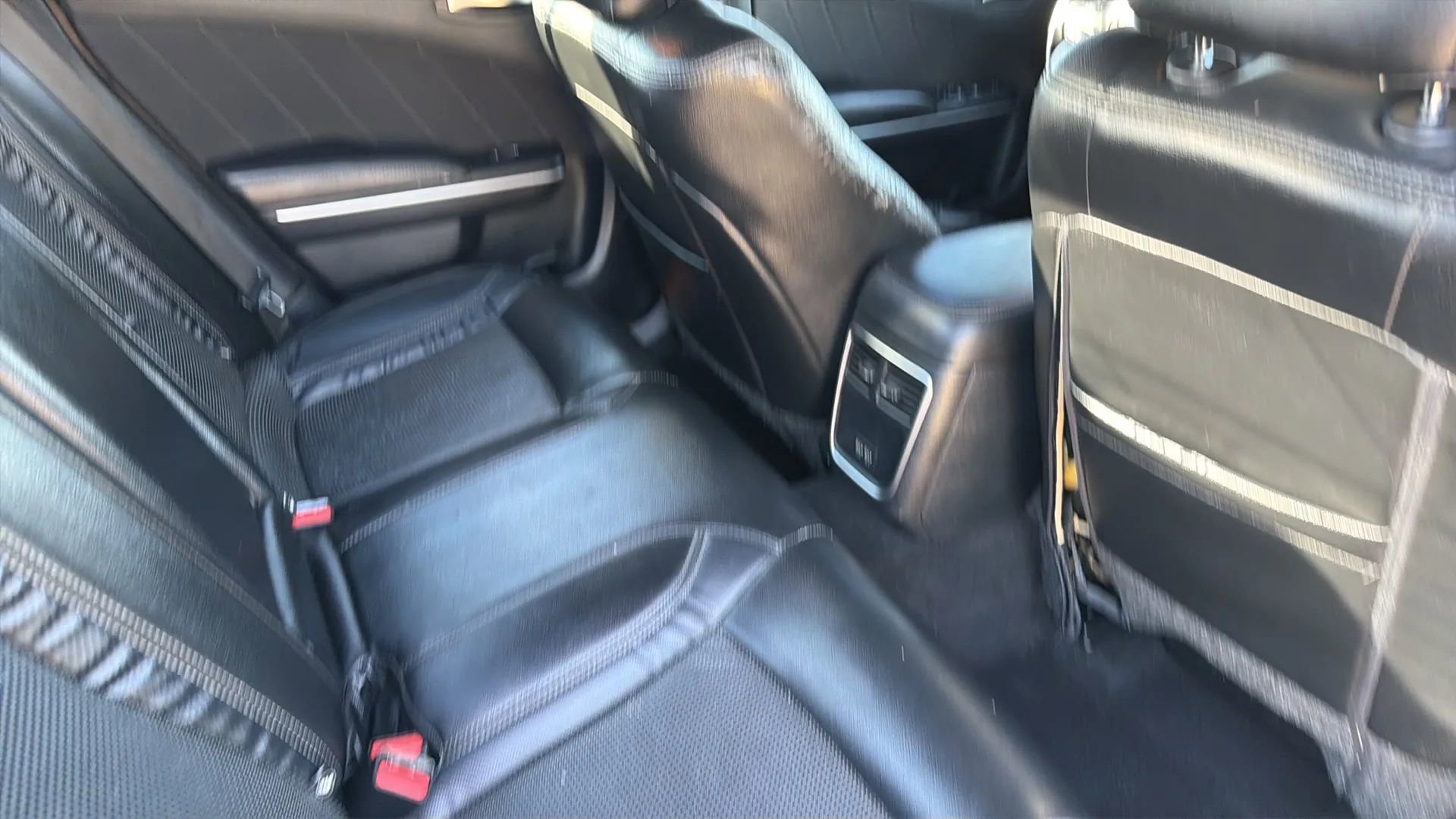 Used 2020 Dodge Charger SXT image 36