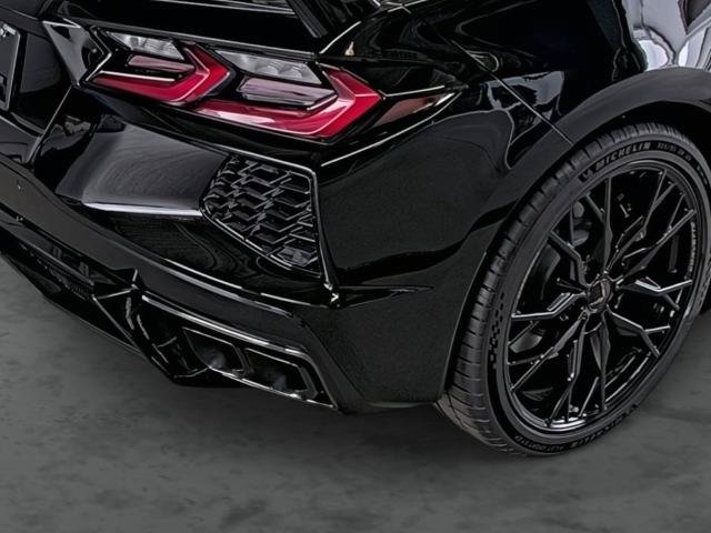 New 2027 Chevrolet Corvette Stingray Coupe w/ Z51 Performance Package RWD image 13