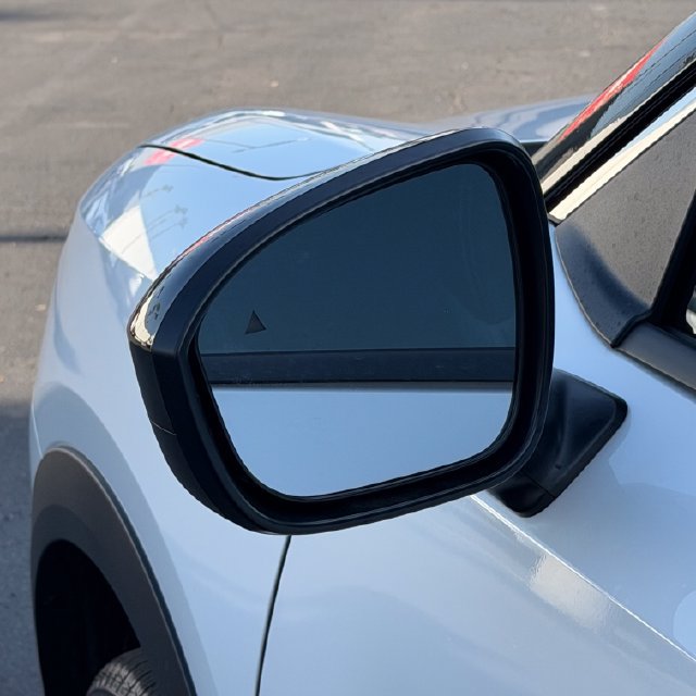 New 2026 Nissan Kicks SV w/ Cold Weather Package FWD image 10