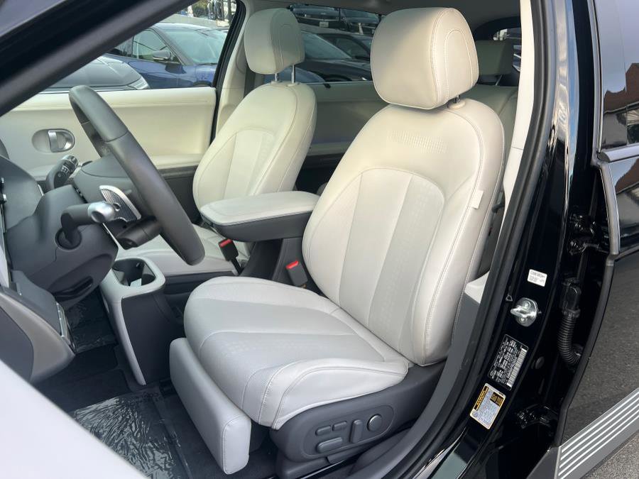 Used 2024 Hyundai Ioniq 5 Limited image 21