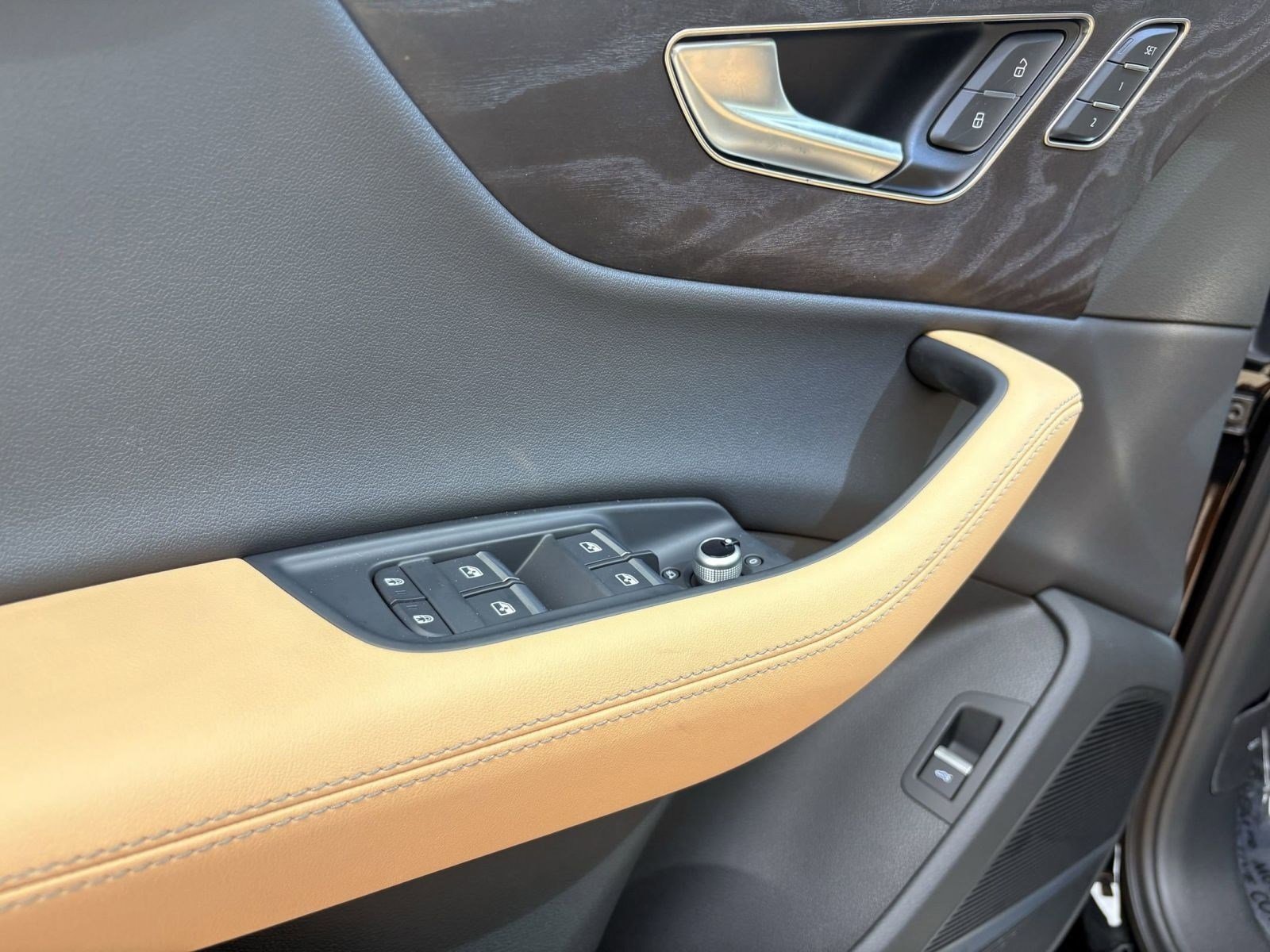 New 2025 Audi Q7 3.0T Premium Plus image 13