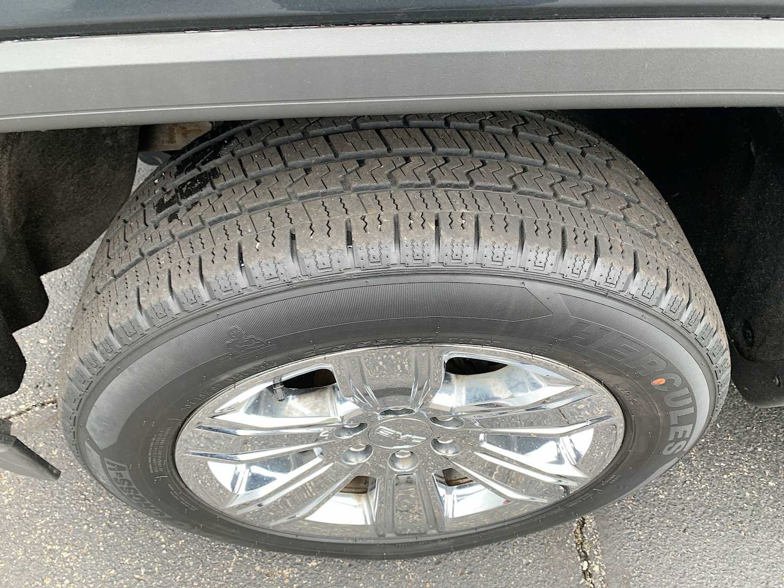 Certified 2018 GMC Sierra 1500 SLT w/ Enhanced Driver Alert Package RWD image 32