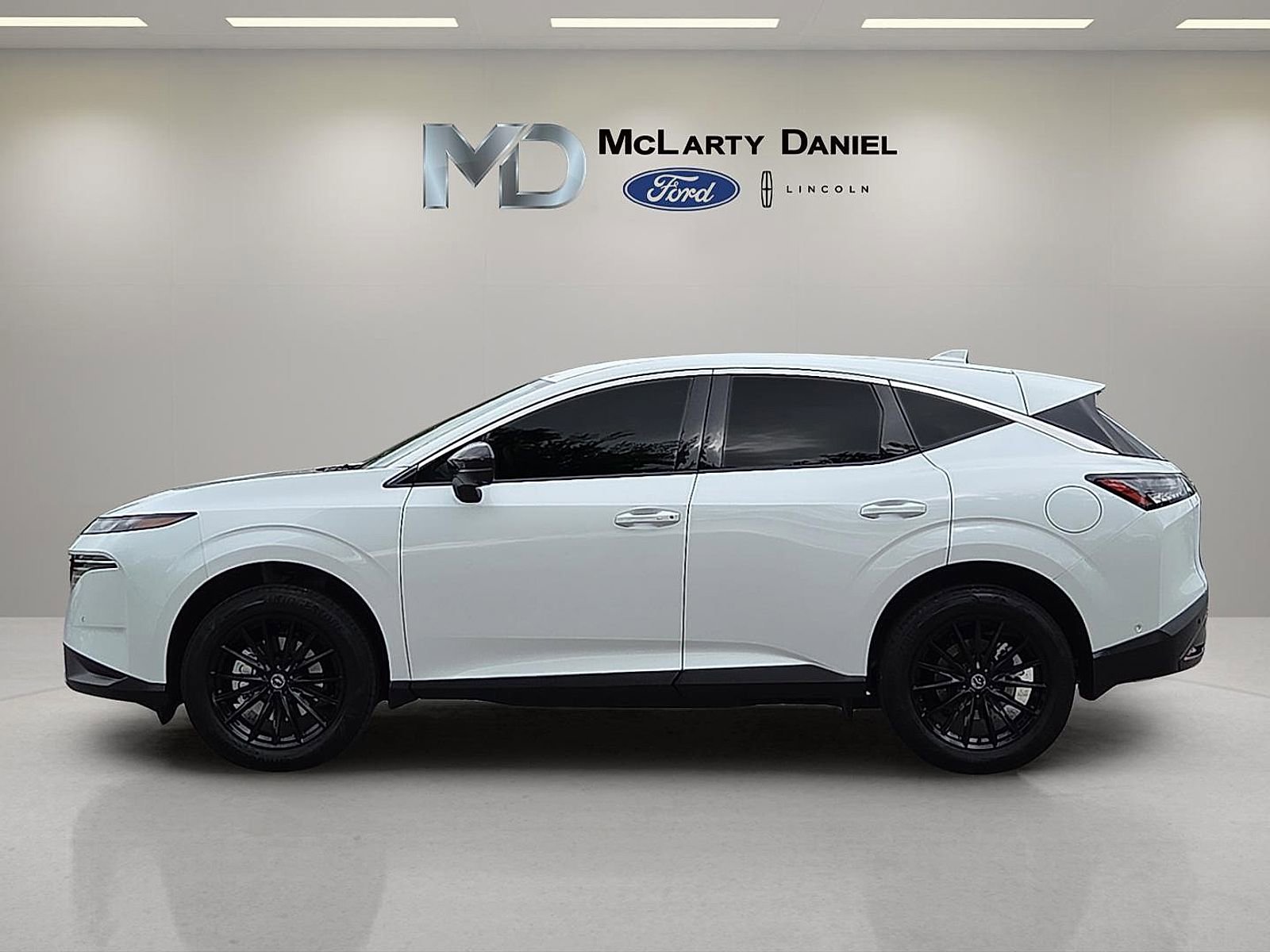 Used 2025 Nissan Murano SL AWD/4WD image 3