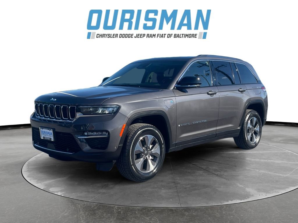 Used 2022 Jeep Grand Cherokee Limited 4xe w/ Luxury Tech Group II image 2