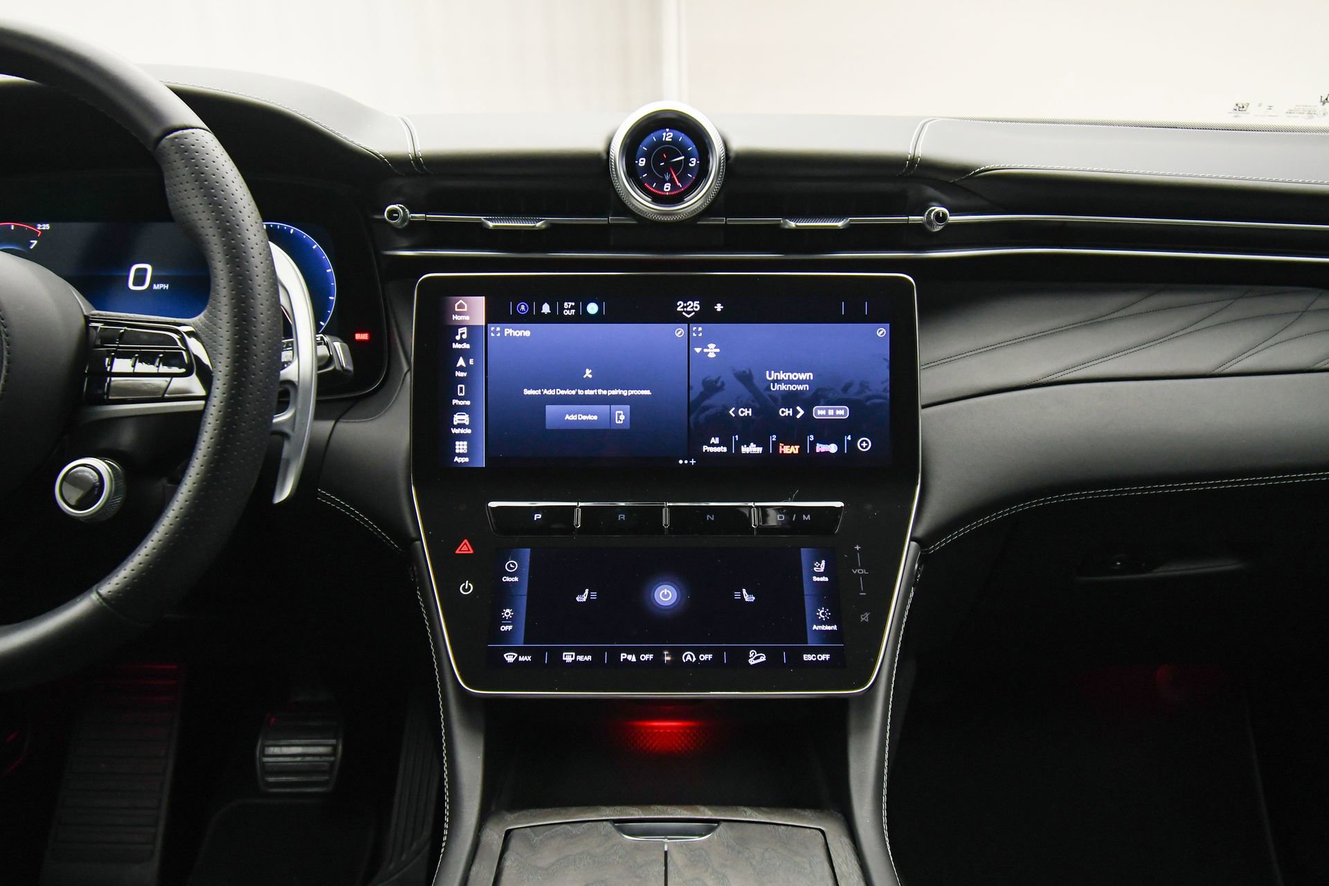 New 2025 Maserati Grecale GT image 36