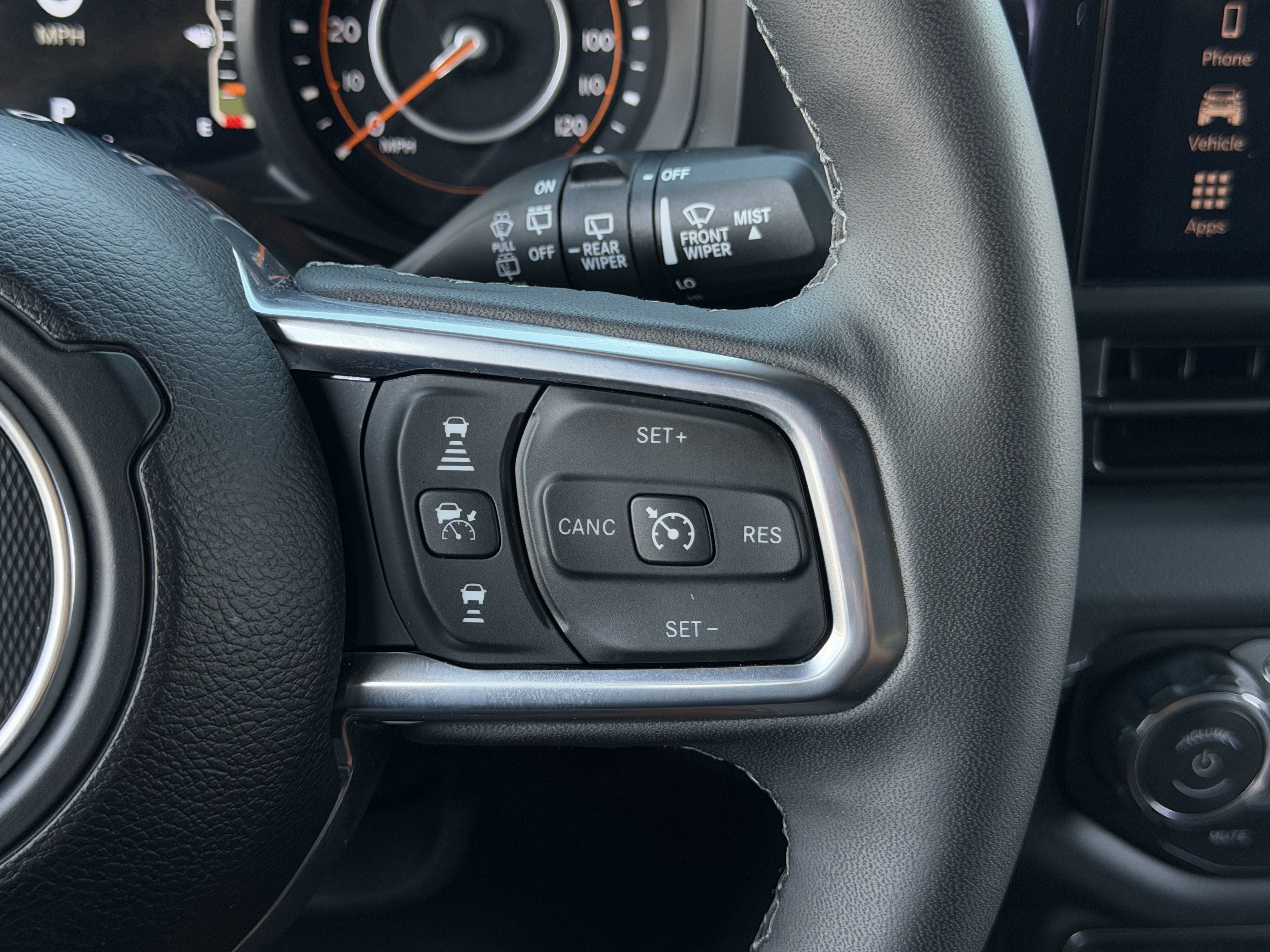 Used 2026 Jeep Wrangler Unlimited Sahara AWD/4WD image 19