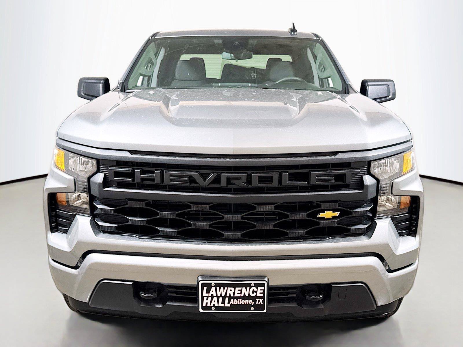 New 2026 Chevrolet Silverado 1500 Custom RWD image 2