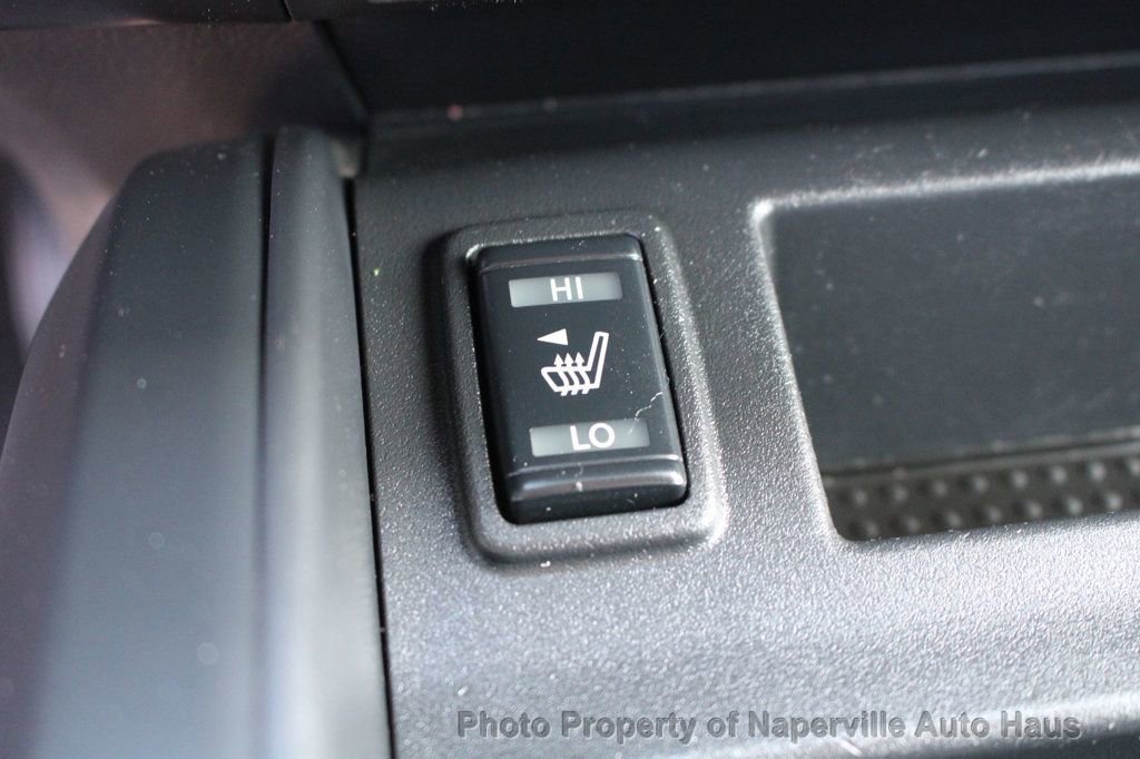 Used 2018 Nissan Titan SL w/ Midnight Edition AWD/4WD image 26