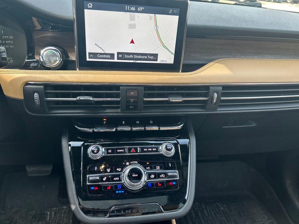 Used 2020 Lincoln Corsair Reserve w/ Equipment Group 202A image 16