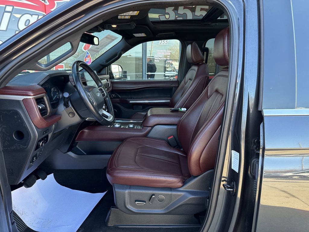 Used 2024 Ford Expedition Limited image 30