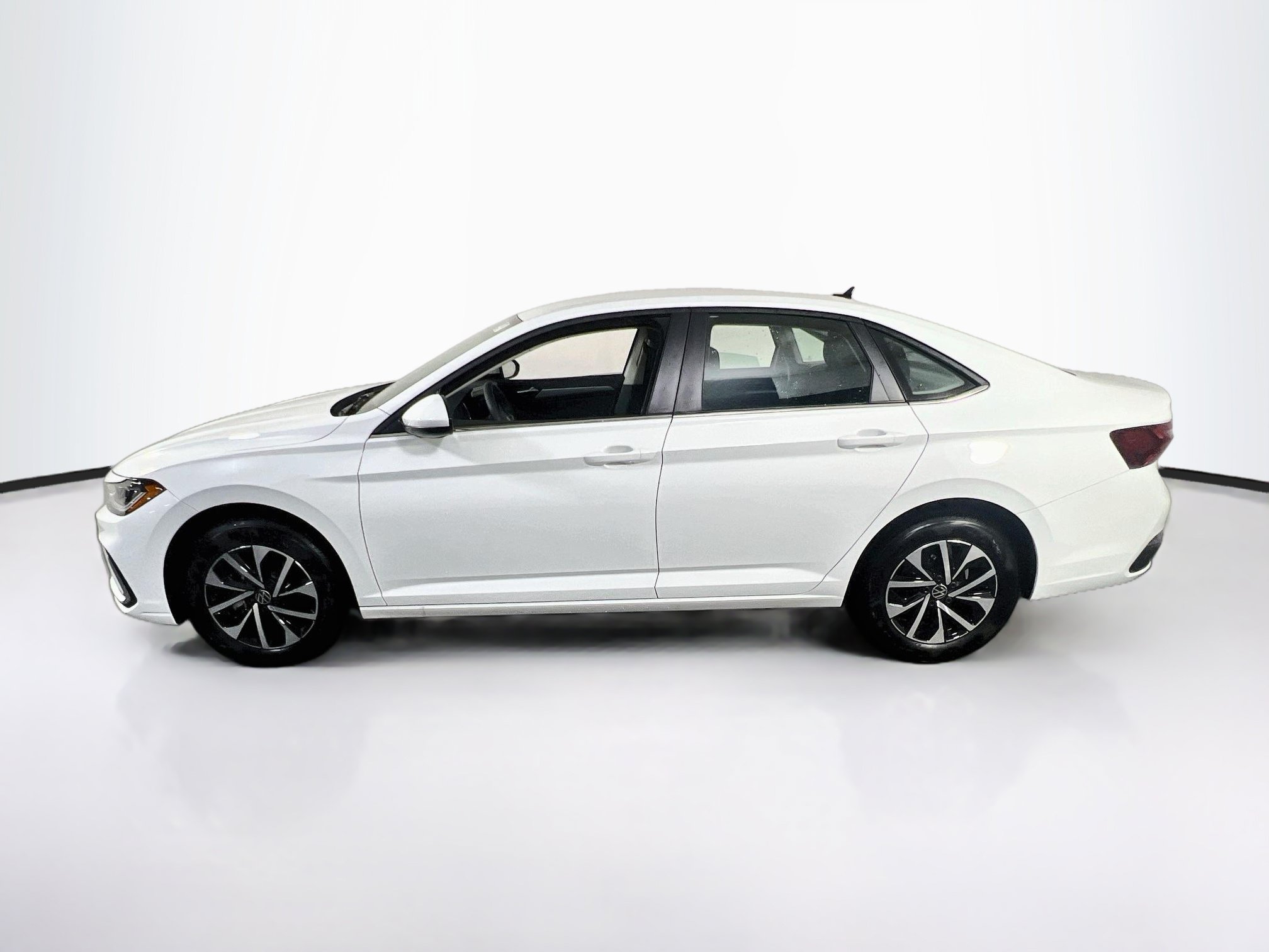 Used 2025 Volkswagen Jetta S FWD image 8