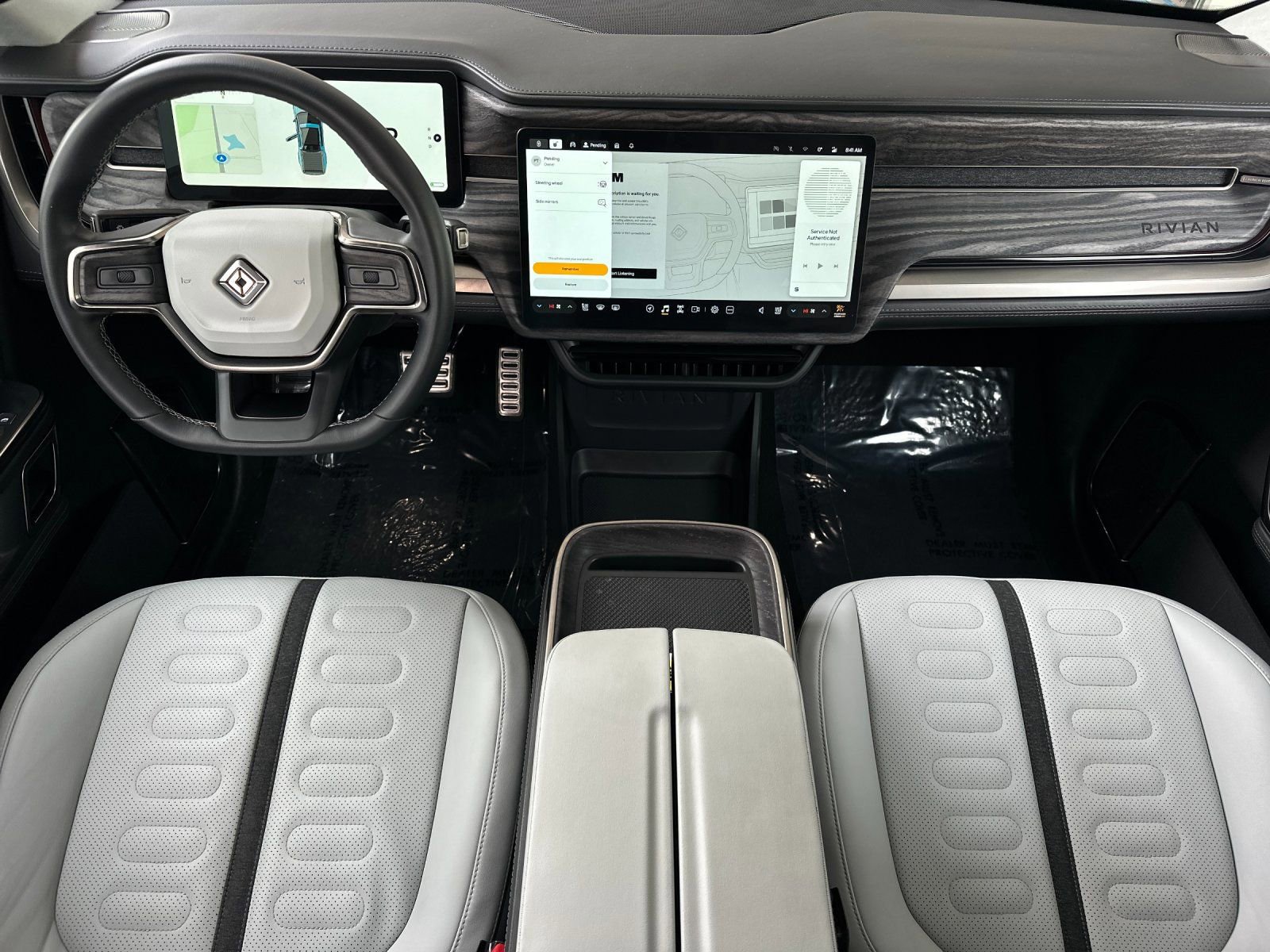 Used 2022 Rivian R1T Launch Edition image 14