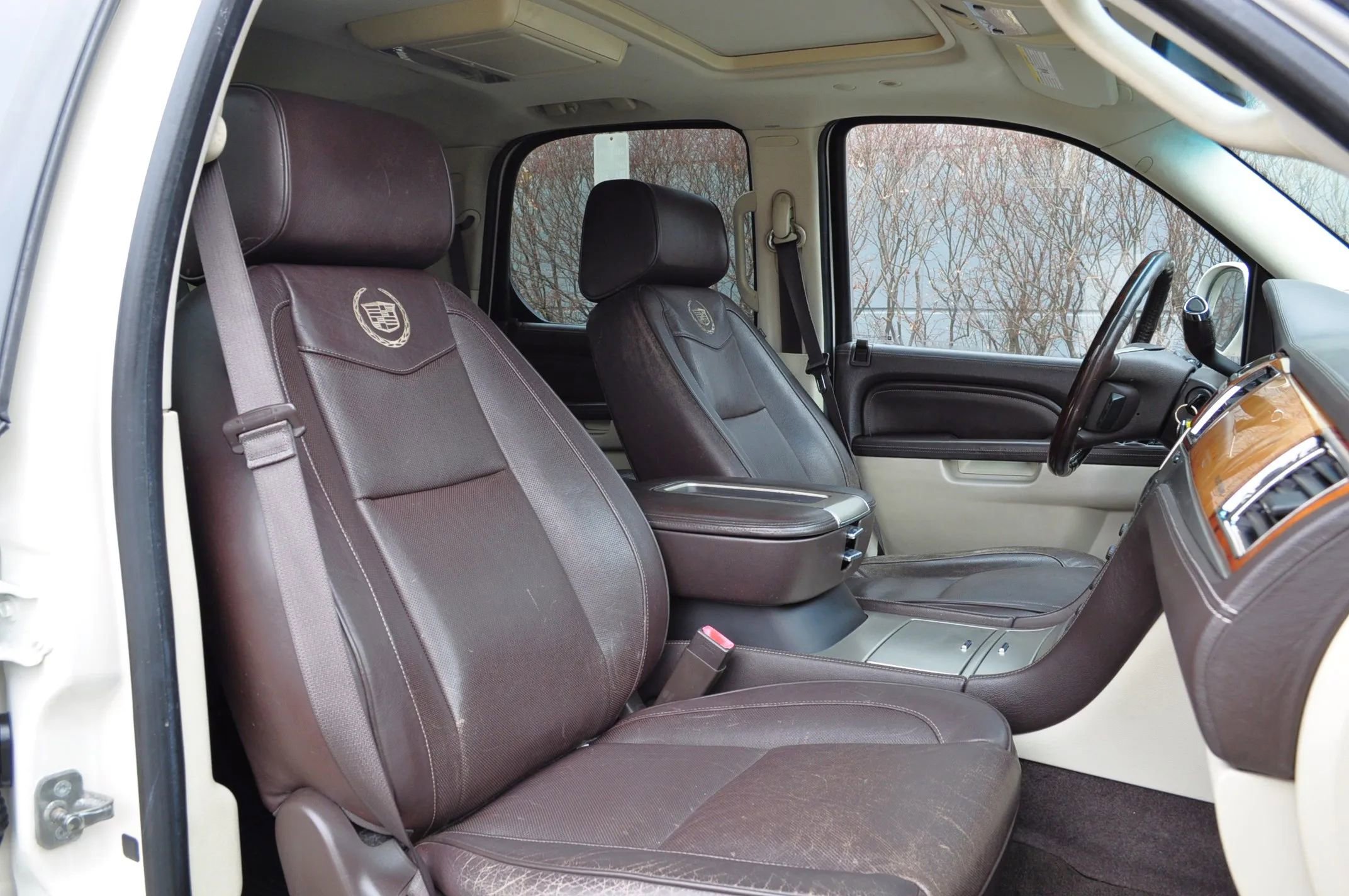 Used 2013 Cadillac Escalade Platinum image 15