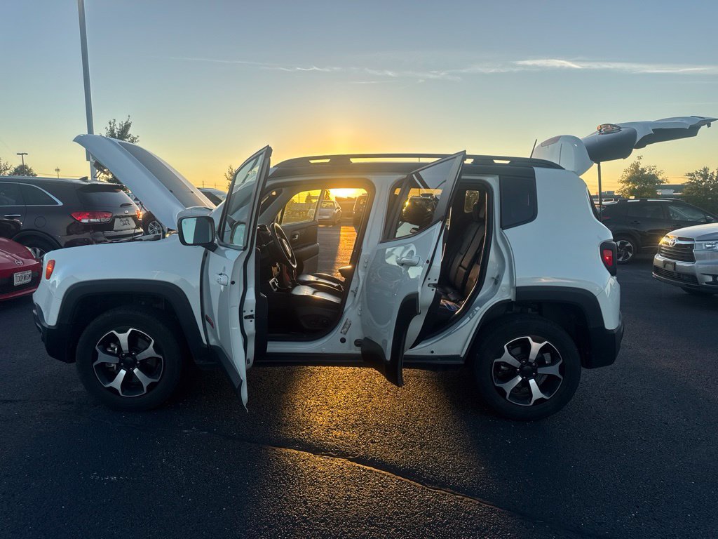 Used 2021 Jeep Renegade Trailhawk AWD/4WD image 44