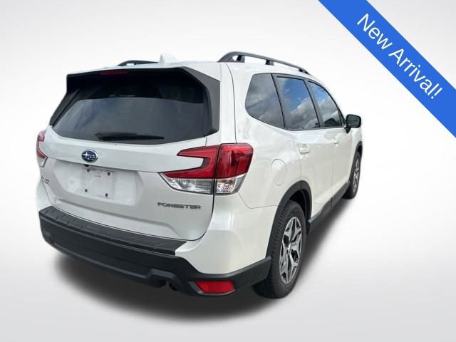 Certified 2022 Subaru Forester Premium w/ Popular Package #1 image 7