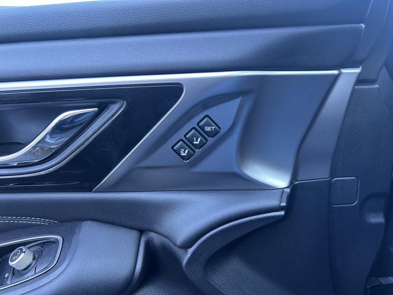 Used 2023 Subaru Outback Limited image 27