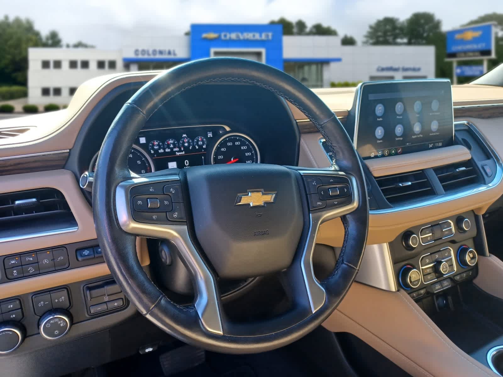 Used 2021 Chevrolet Tahoe Premier w/ Premium Package AWD/4WD image 9