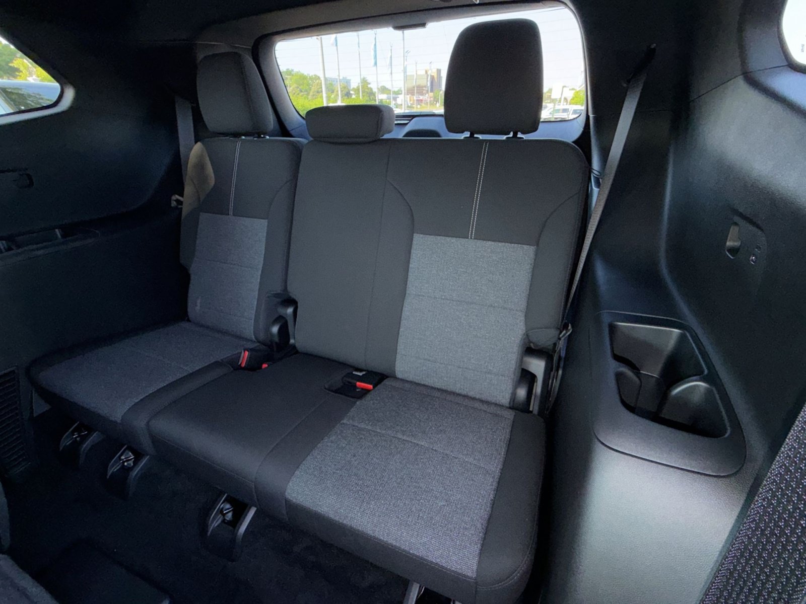 New 2026 GMC Acadia Elevation w/ LPO, Floor Liner Package AWD/4WD image 25