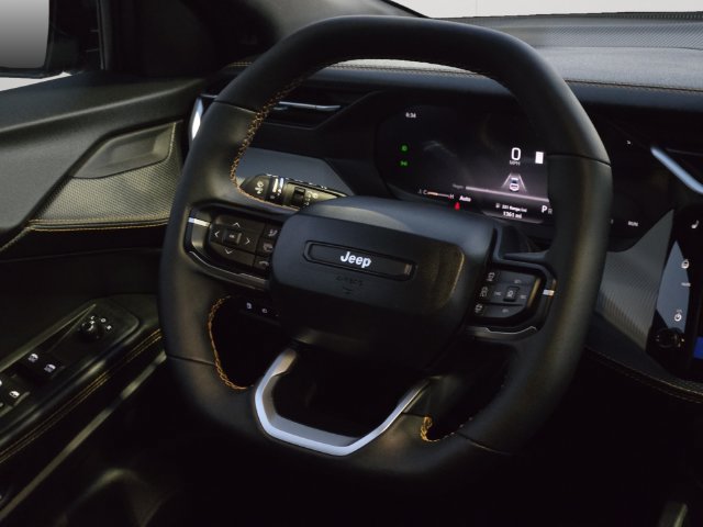 Used 2026 Jeep Cherokee Limited AWD/4WD image 18