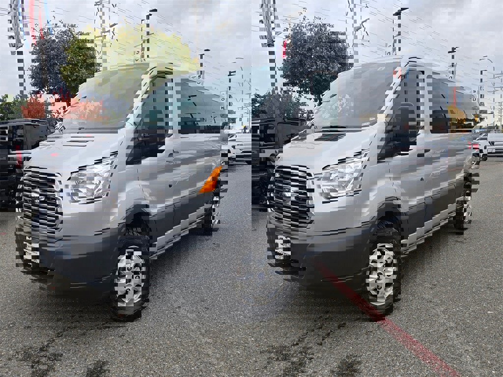 Used 2017 Ford Transit 350 XLT image 1