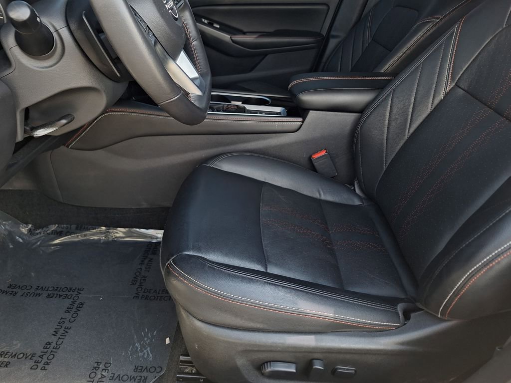 Used 2024 Nissan Altima 2.5 SR w/ SR Premium Package image 11