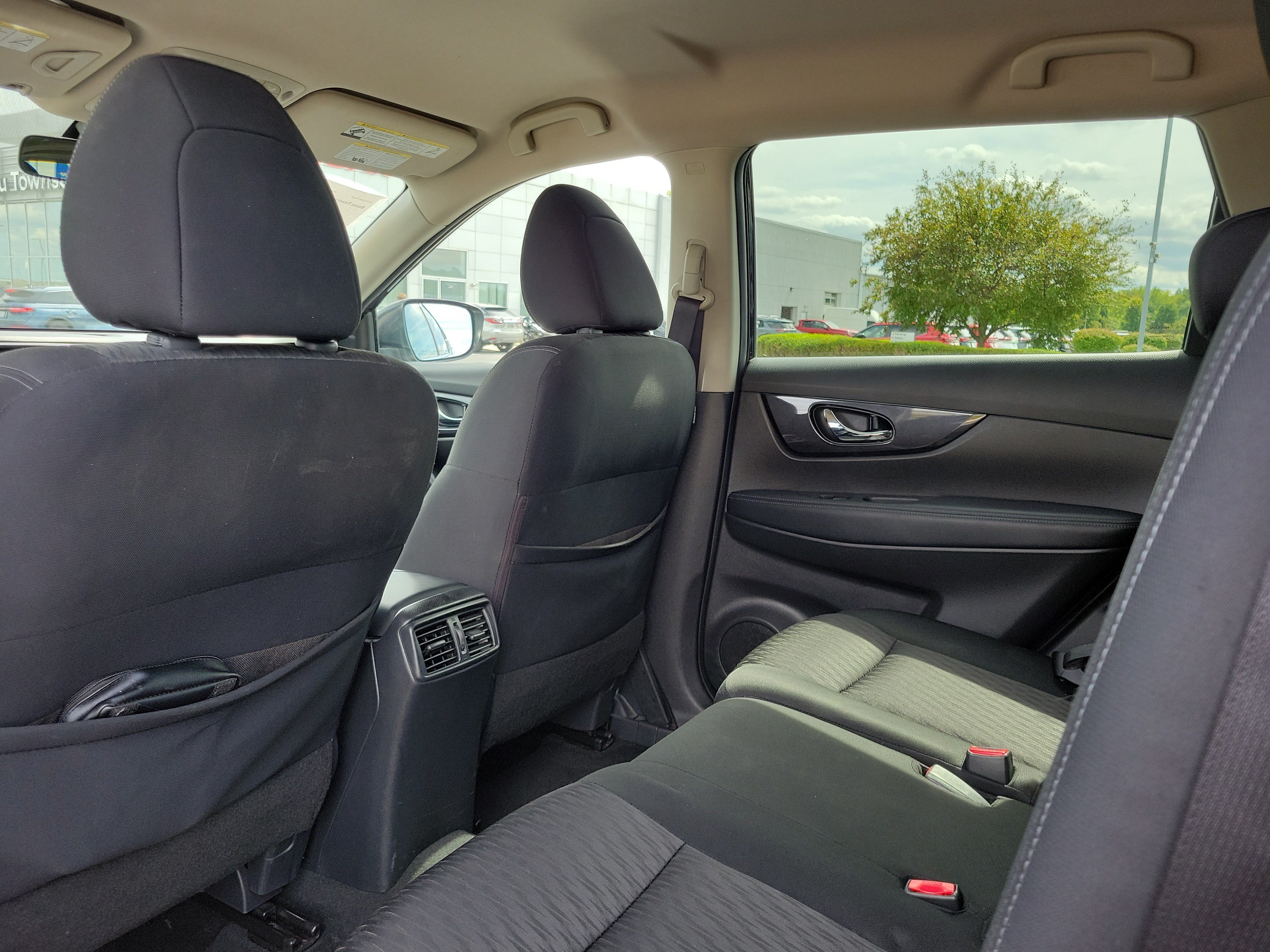 Certified 2020 Nissan Rogue SV AWD/4WD image 14
