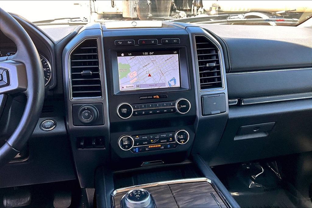 Used 2019 Ford Expedition Platinum AWD/4WD image 8