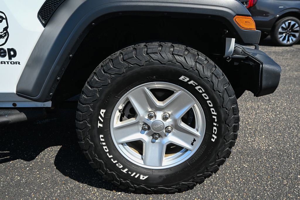 Used 2020 Jeep Gladiator Sport w/ Quick Order Package 24S image 15