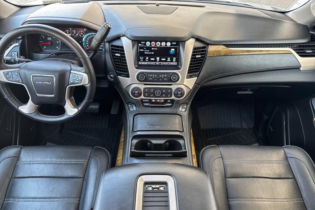 Used 2017 GMC Yukon XL Denali w/ Open Road Package AWD/4WD image 13