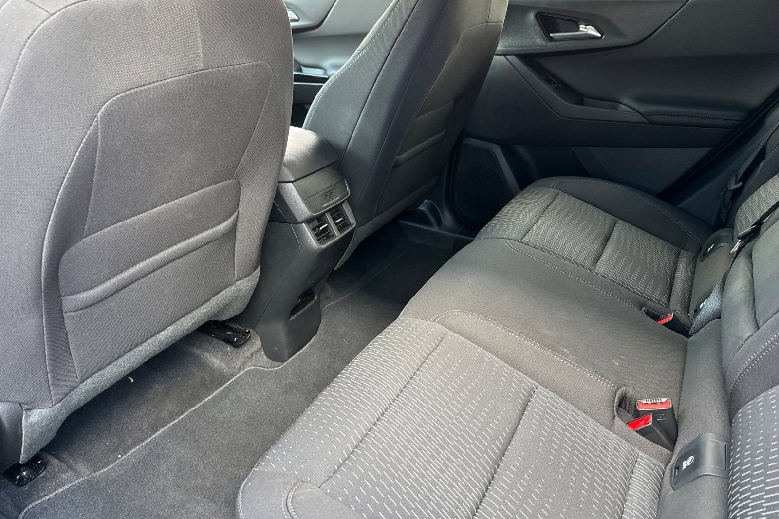 Used 2026 Chevrolet Equinox LT w/ Safety and Technology Package image 15