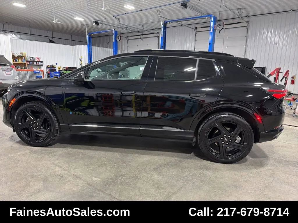 Used 2024 Chevrolet Equinox EV RS AWD/4WD image 7
