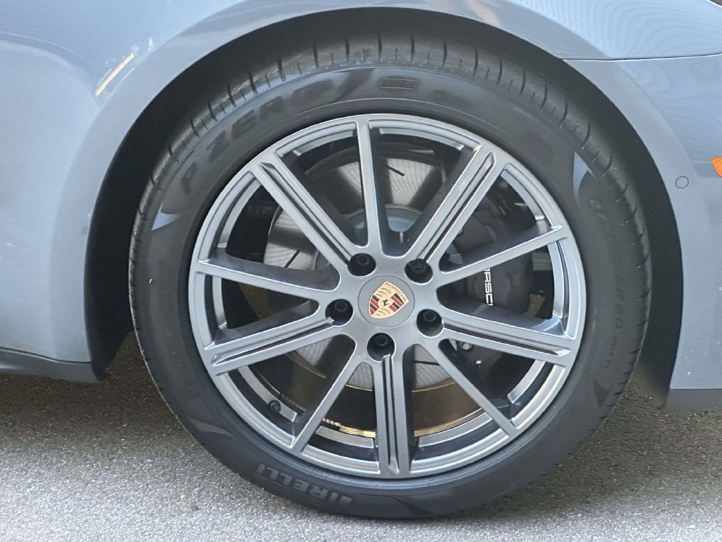 New 2025 Porsche Panamera image 9