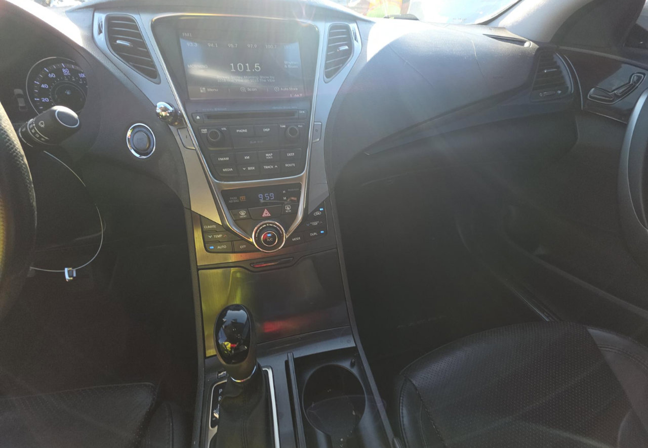 Used 2014 Hyundai Azera Limited image 11