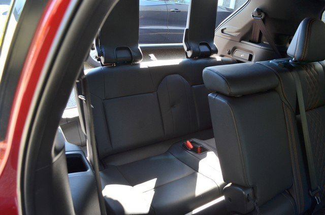 Used 2023 Mitsubishi Outlander SEL image 40