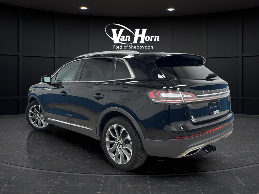 Used 2023 Lincoln Nautilus Reserve AWD/4WD image 5