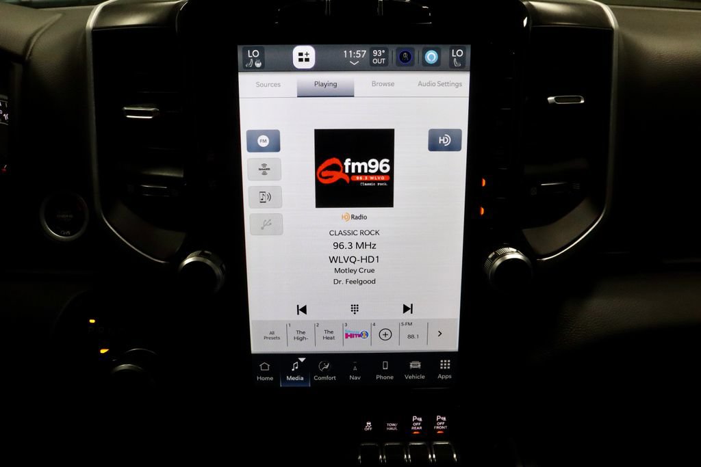 Used 2023 RAM 1500 Big Horn AWD/4WD image 4