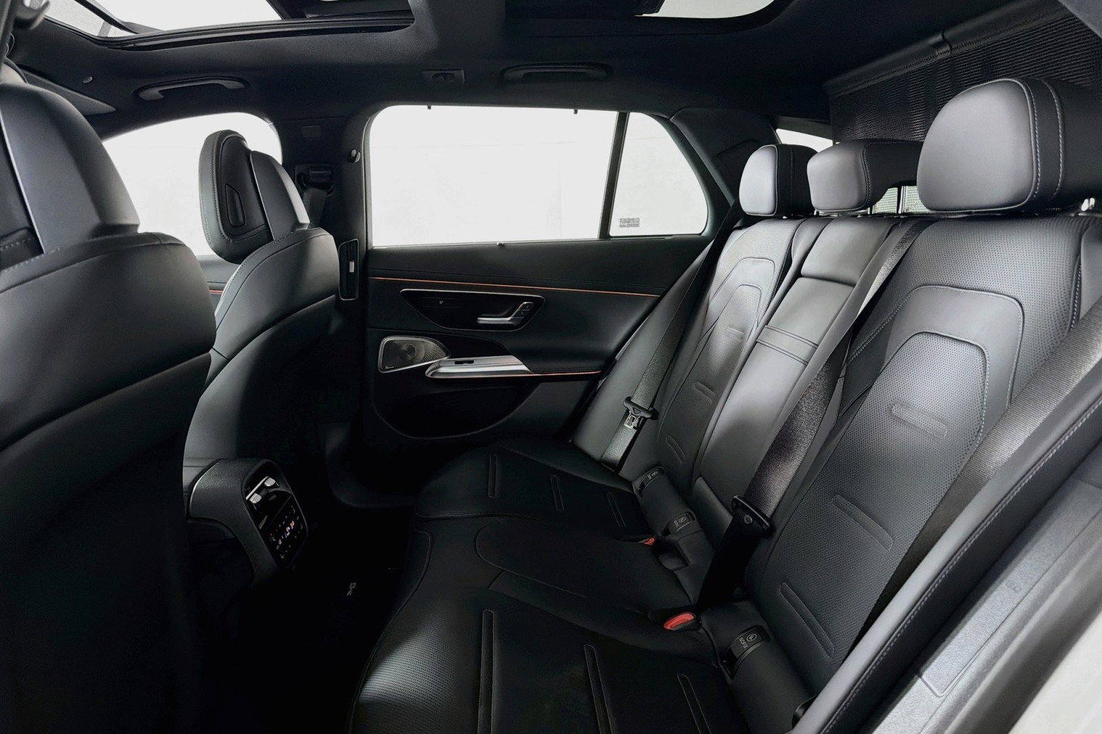 New 2027 Mercedes-Benz E 53 AMG e 4MATIC Wagon image 7