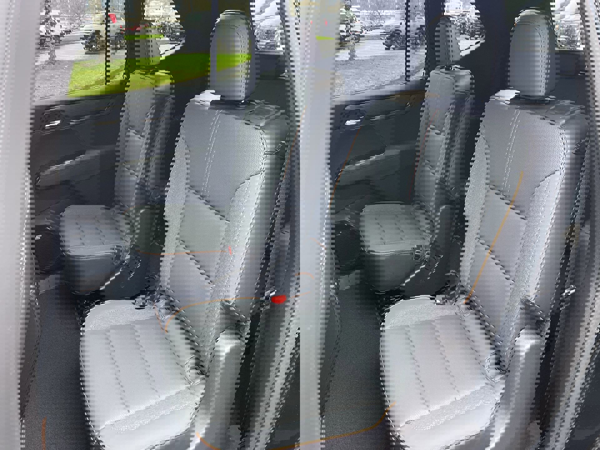 New 2026 GMC Acadia AT4 w/ Super Cruise Package image 59