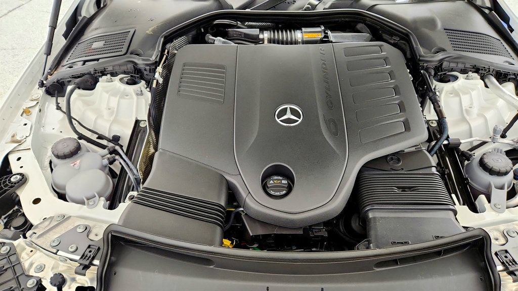 Used 2025 Mercedes-Benz CLE 450 4MATIC Cabriolet image 25