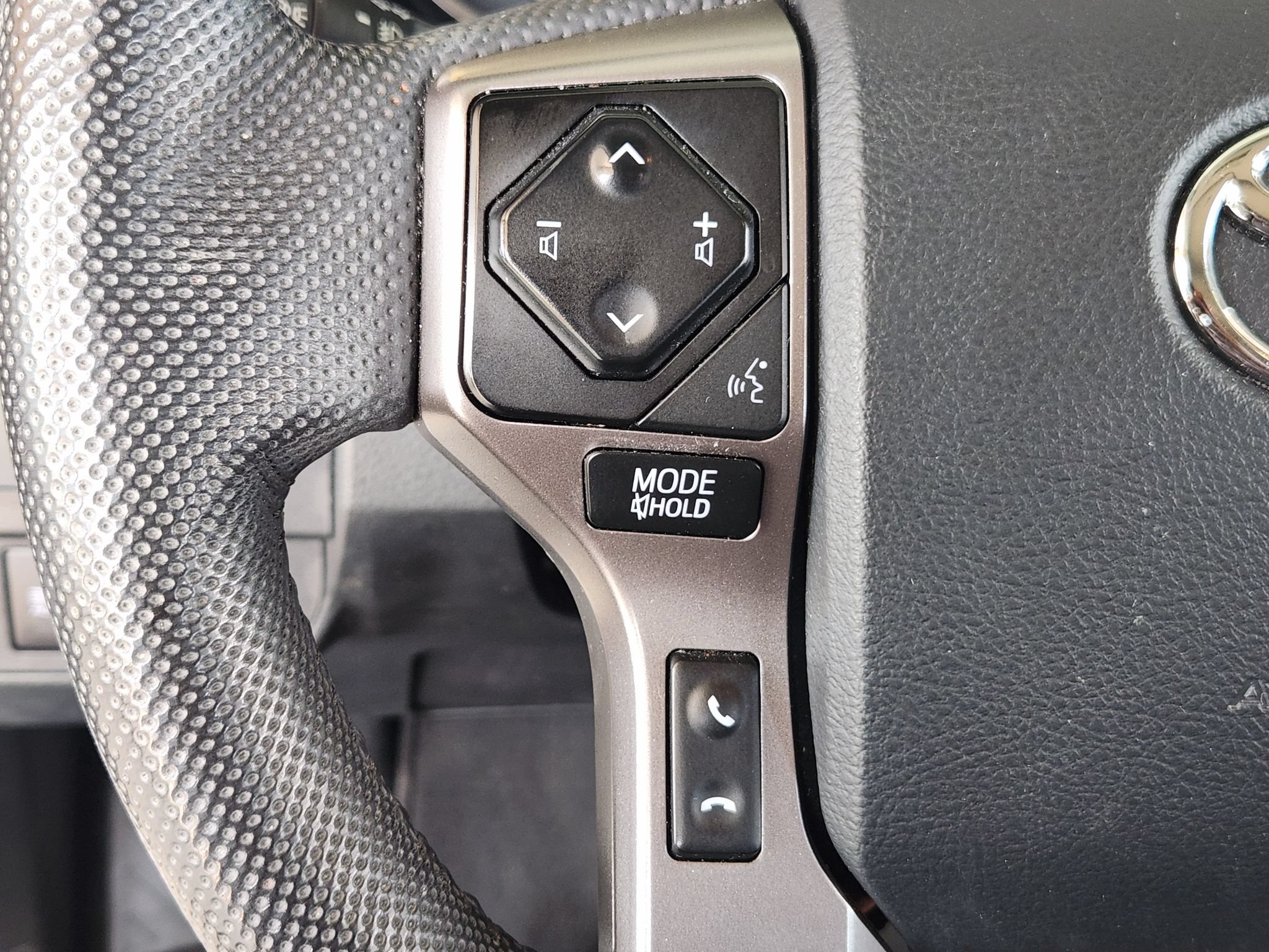Used 2023 Toyota Tacoma SR5 RWD image 27