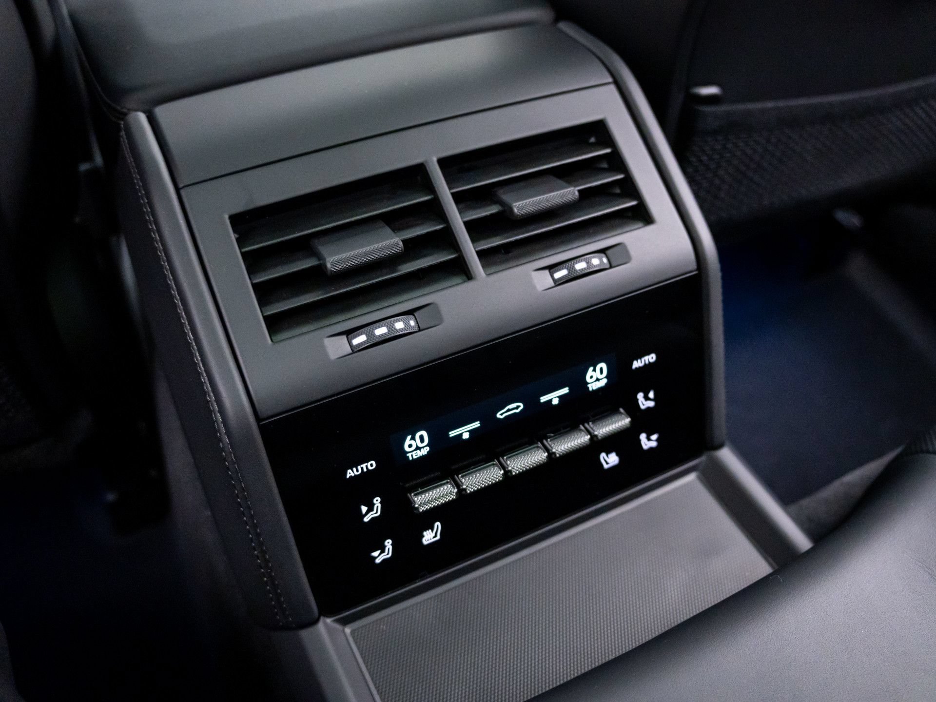 New 2026 Porsche Panamera 4 AWD/4WD image 19