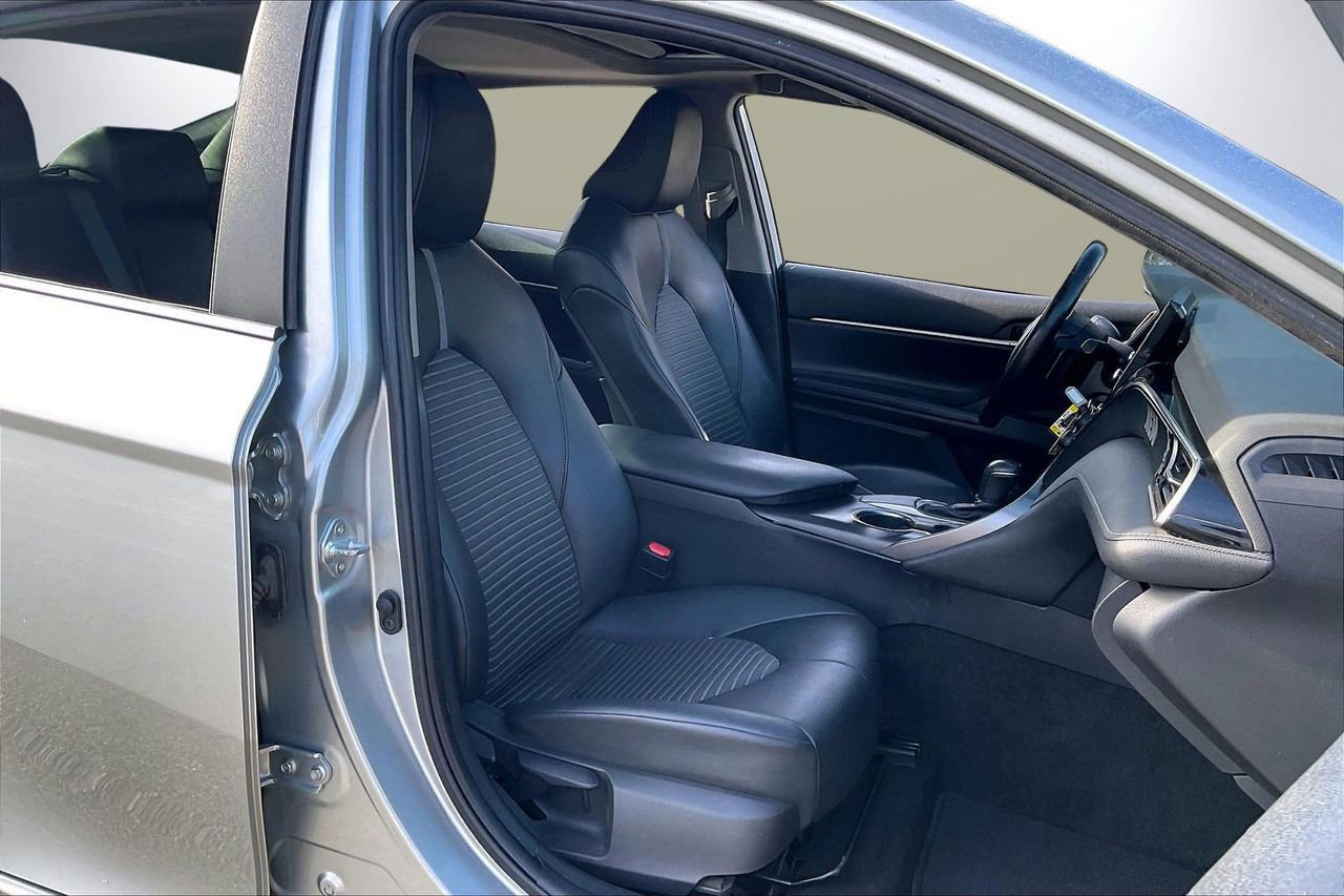 Used 2021 Toyota Camry SE image 22