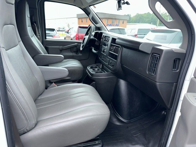 Used 2025 Chevrolet Express 2500 w/ Driver Convenience Package RWD image 28