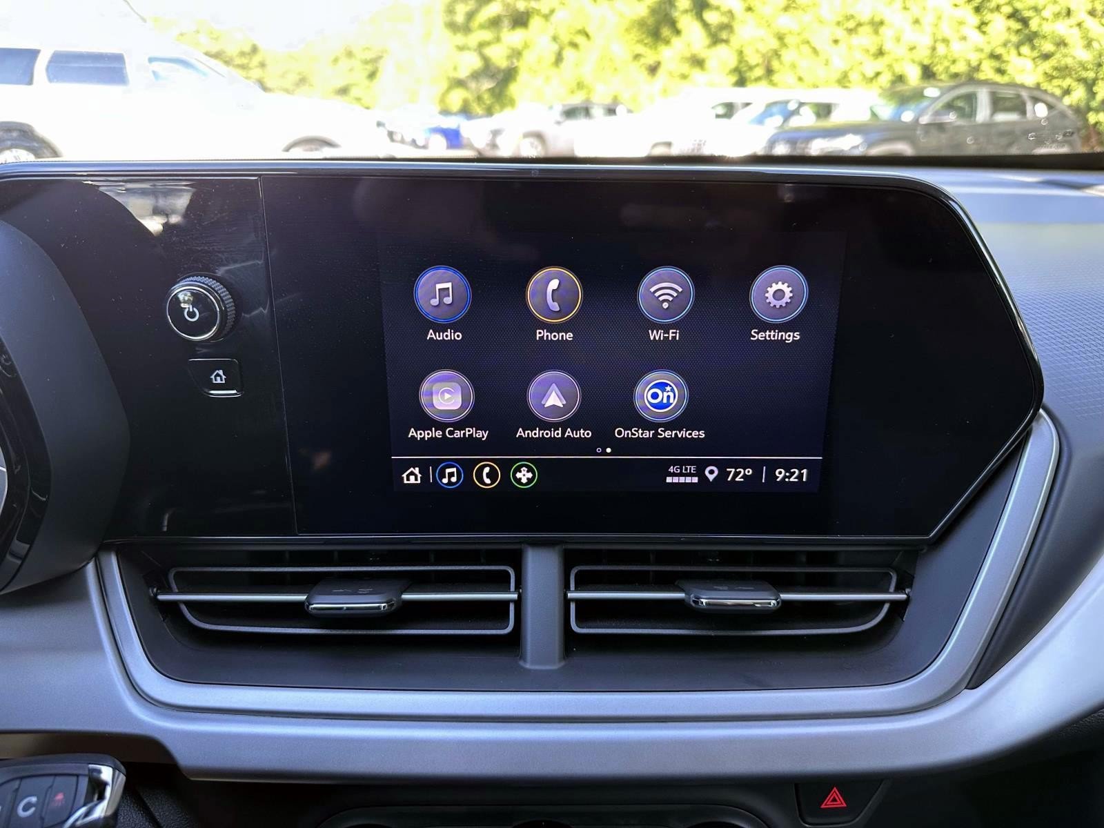 Used 2024 Chevrolet Trax LS w/ LS Convenience Package FWD image 20