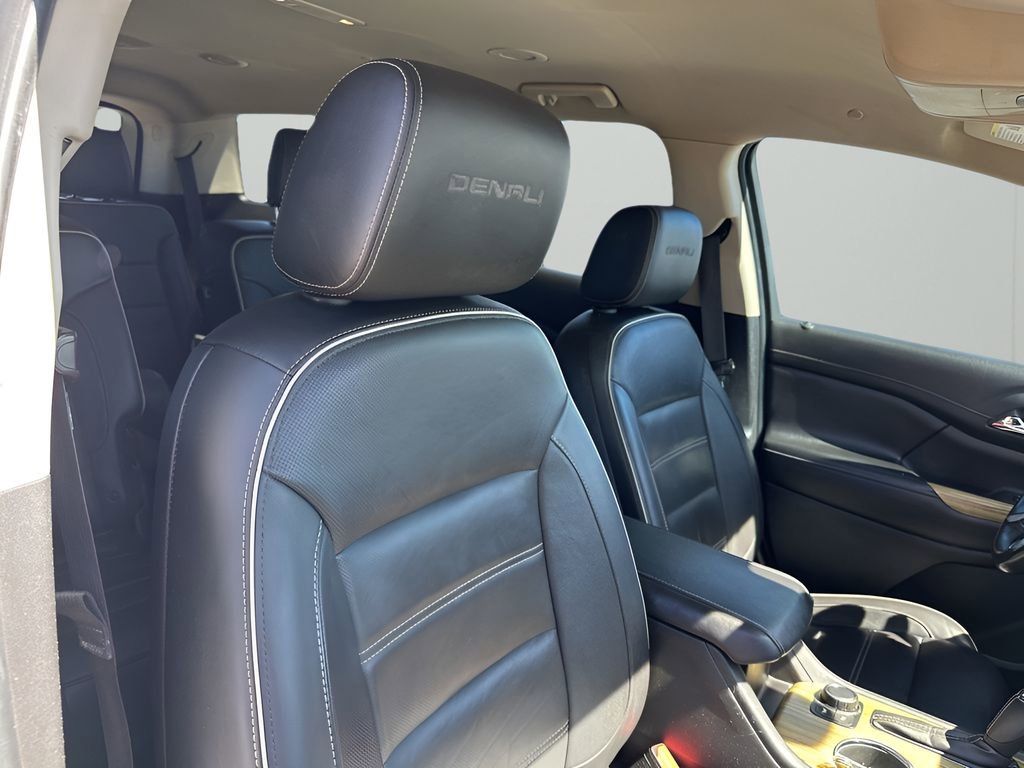 Used 2019 GMC Acadia Denali w/ LPO, Floor Liner Package image 15