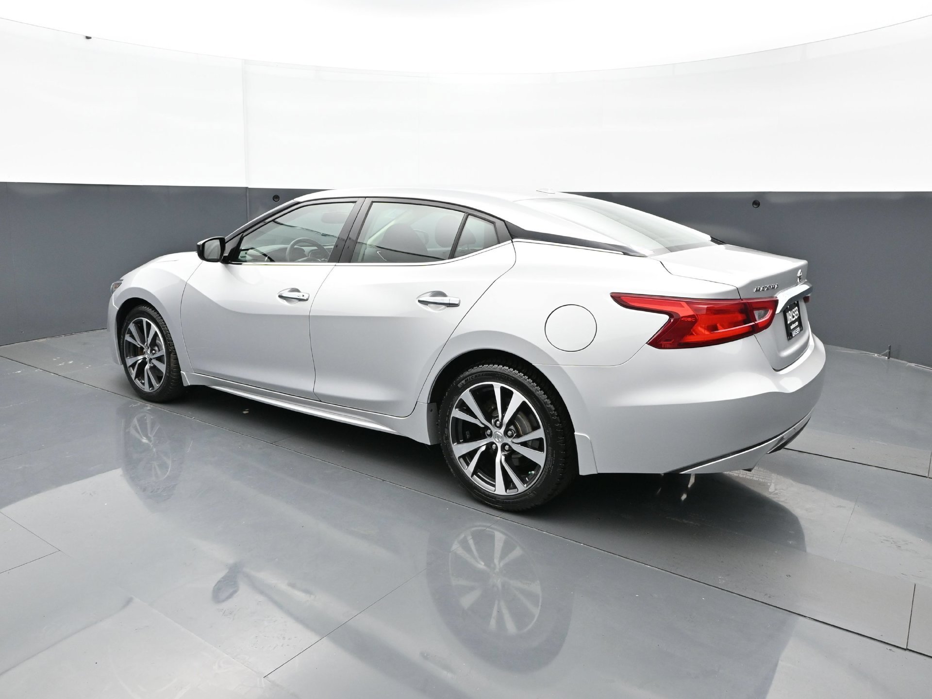 Used 2016 Nissan Maxima 3.5 S FWD image 4