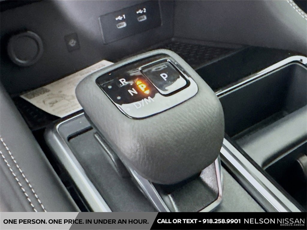 New 2026 Nissan Pathfinder Platinum image 16