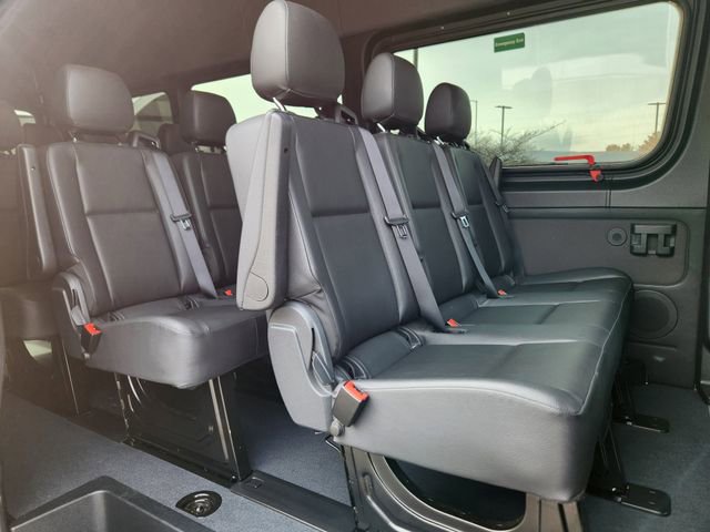 Used 2024 Mercedes-Benz Sprinter 2500 image 16