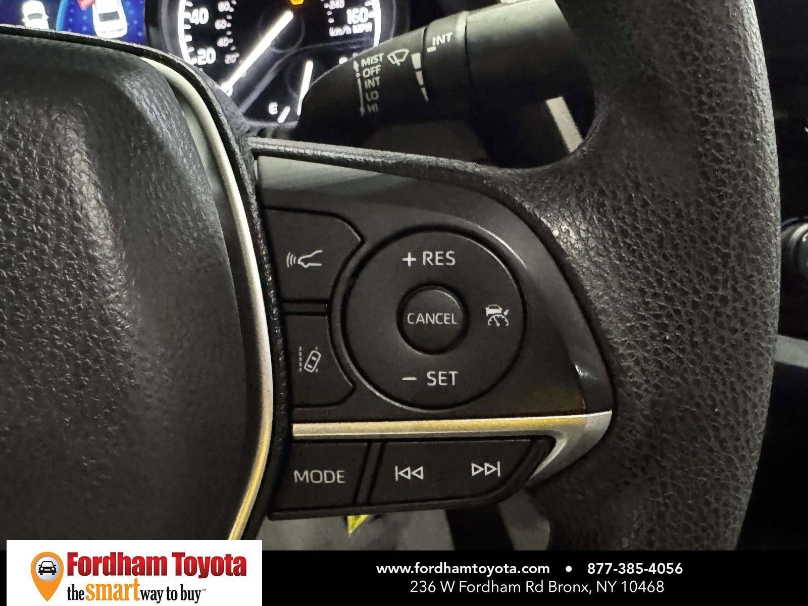 Used 2023 Toyota Camry LE AWD/4WD image 19